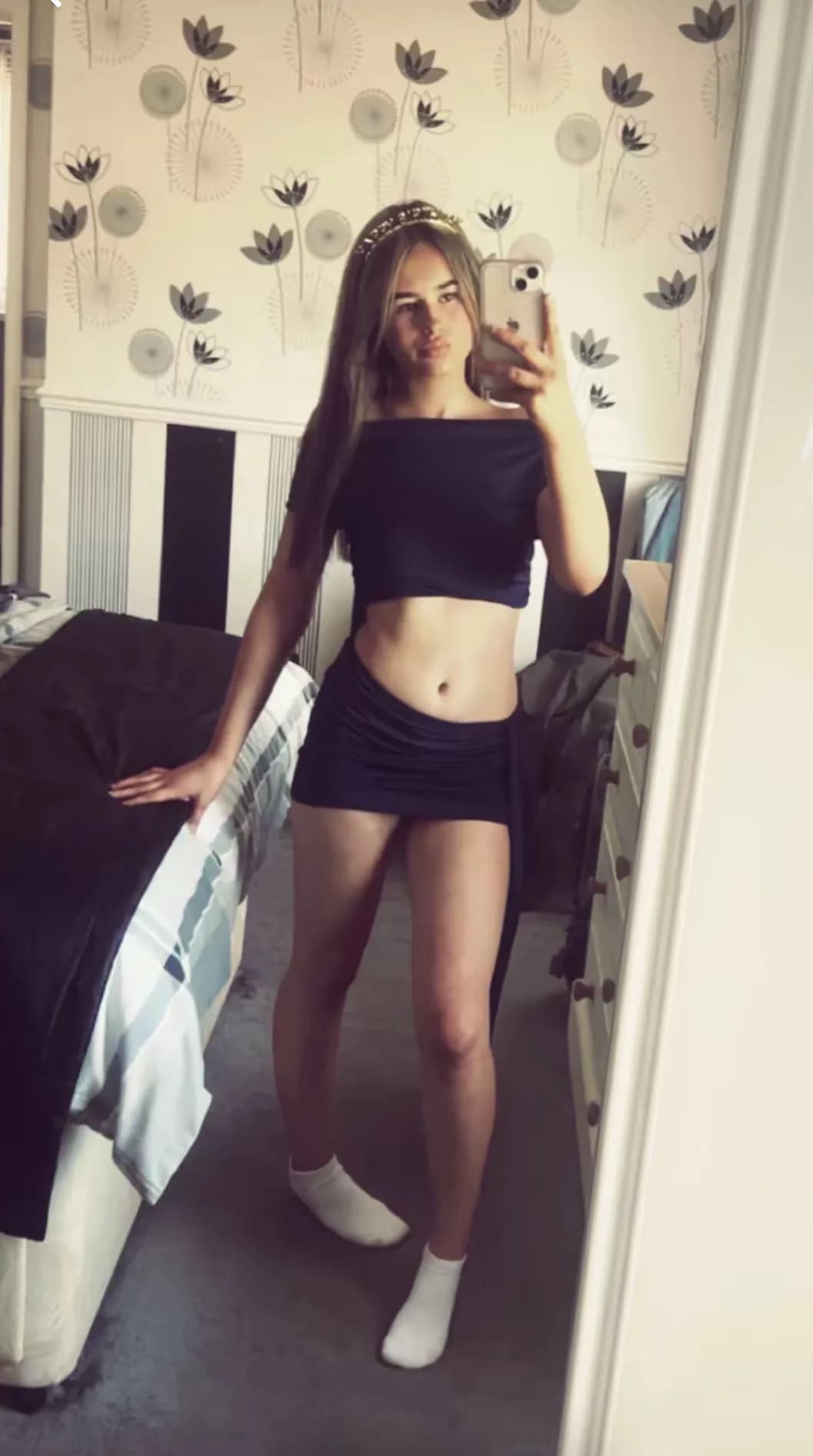 Slutty teen ready for big dick-0