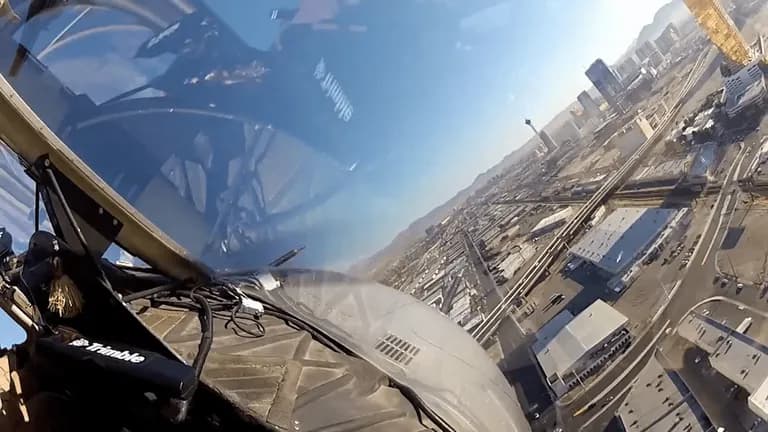  solar dish solar collector solar furnace warplane military plane crash helmet airliner-0