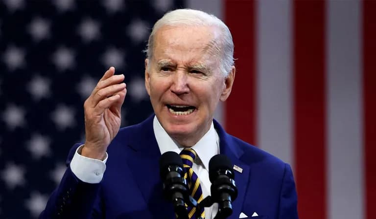  Windsor tie suit suit of clothes microphone mike bolo tie bolo bola tie bola bow tie bow-tie bowtie-0