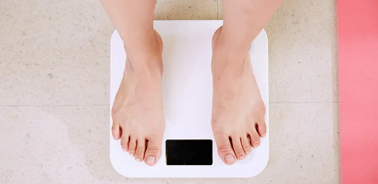  scale weighing machine bathtub bathing tub bath tub balance beam beam bikini two-piece-0
