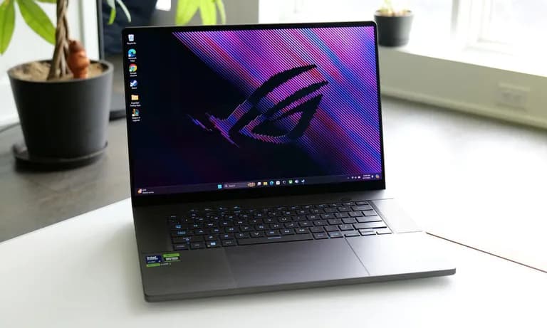  notebook notebook computer desktop computer laptop laptop computer screen CRT screen-0
